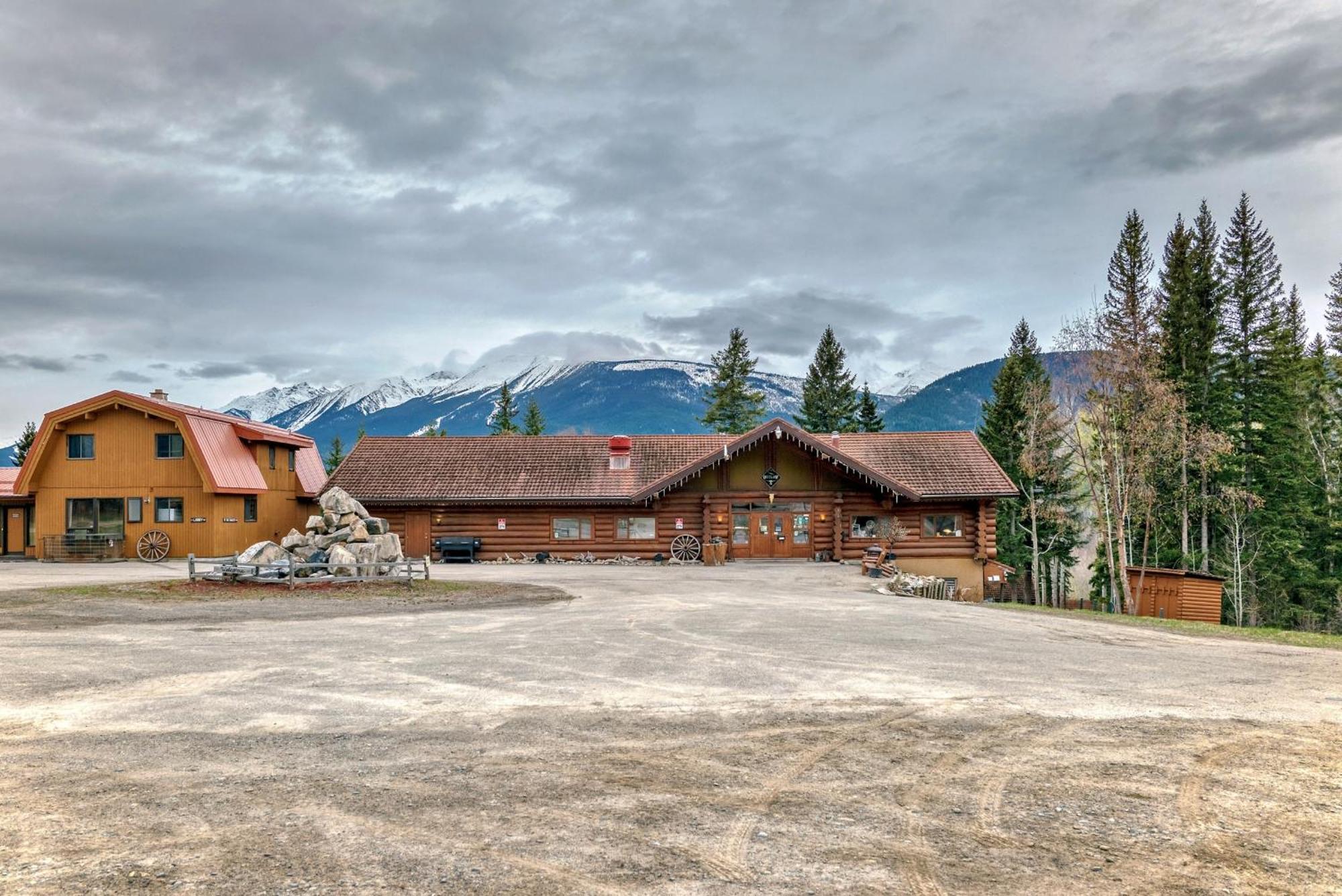Terracana Ranch Resort Tête Jaune Екстериор снимка