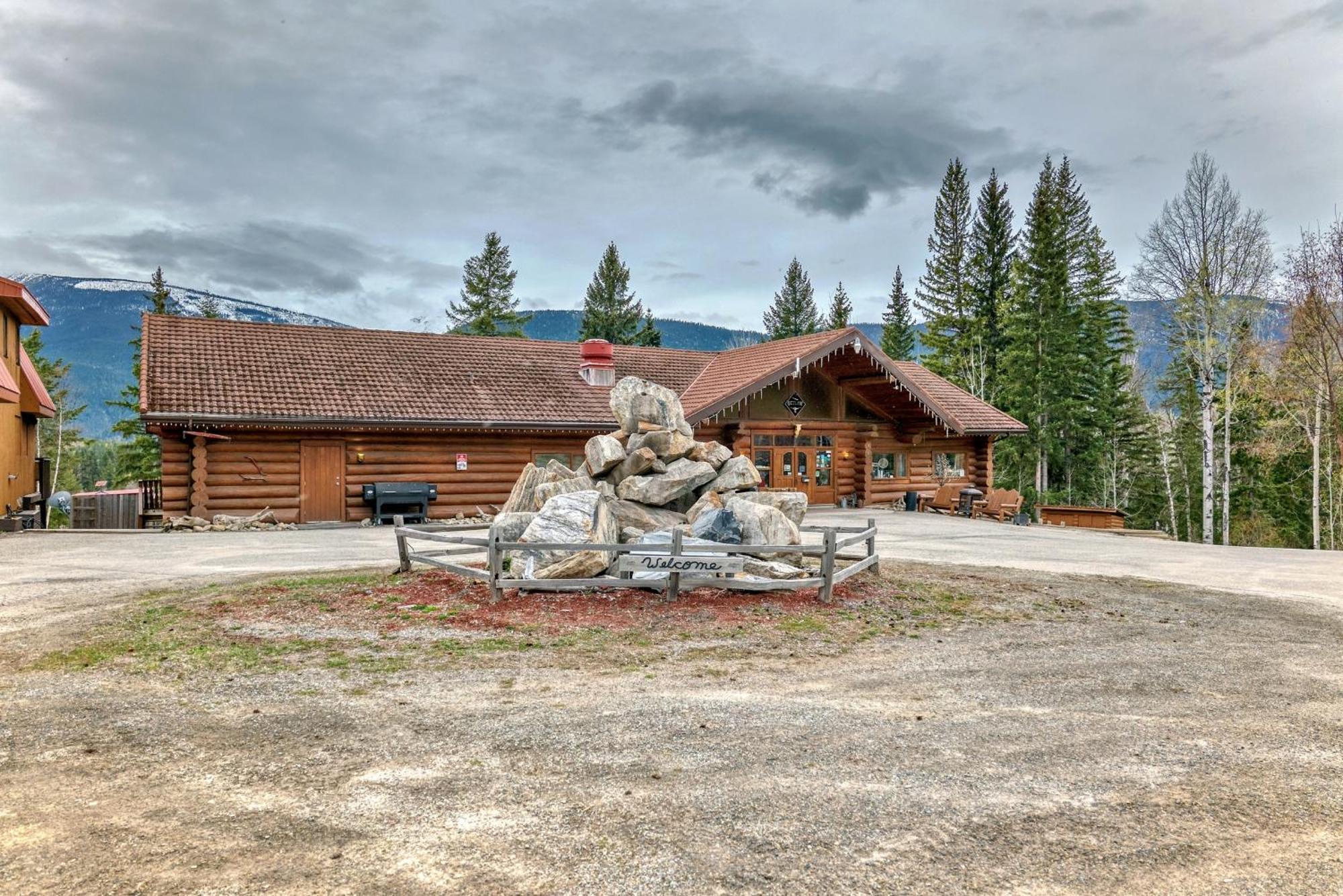 Terracana Ranch Resort Tête Jaune Екстериор снимка