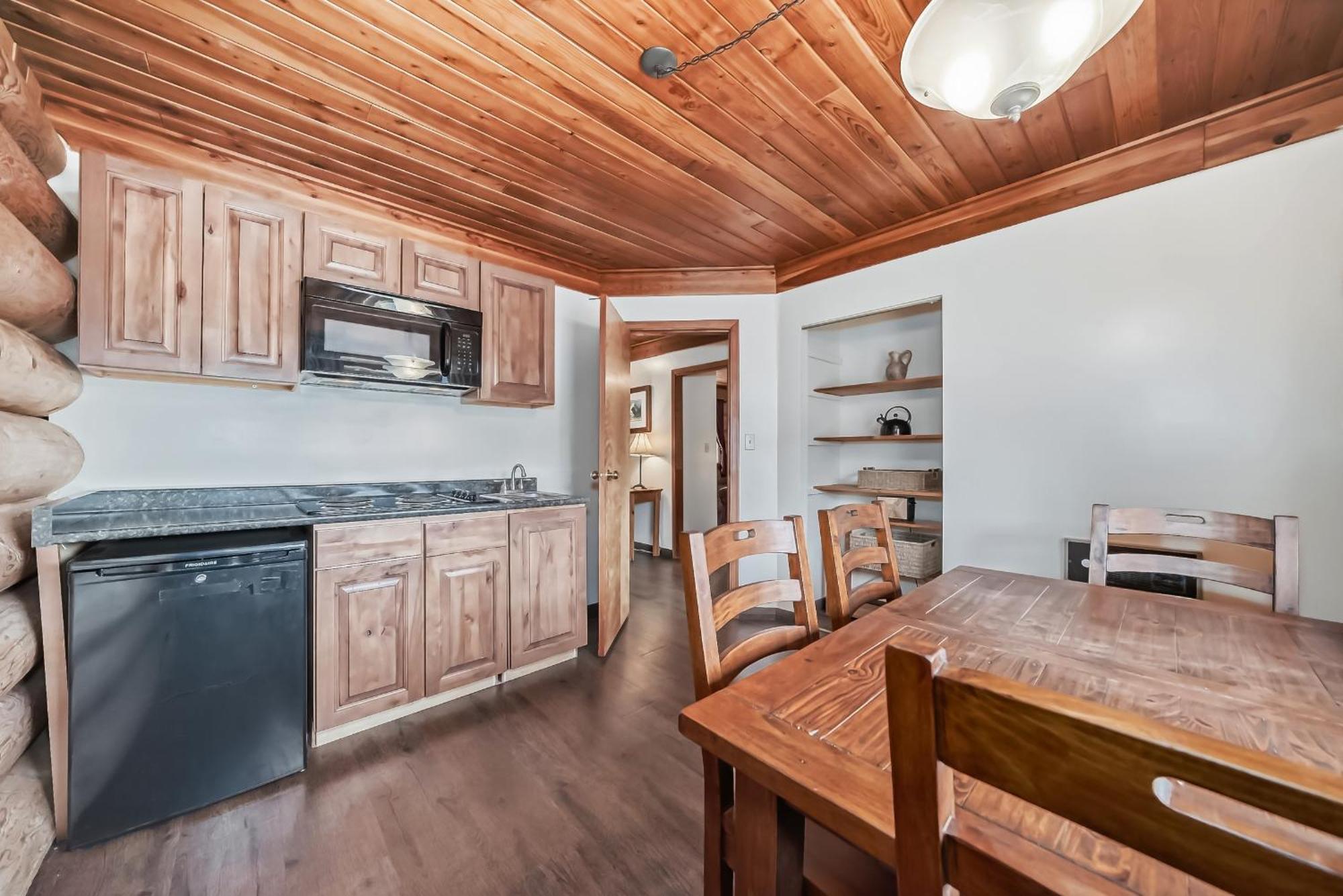 Terracana Ranch Resort Tête Jaune Екстериор снимка